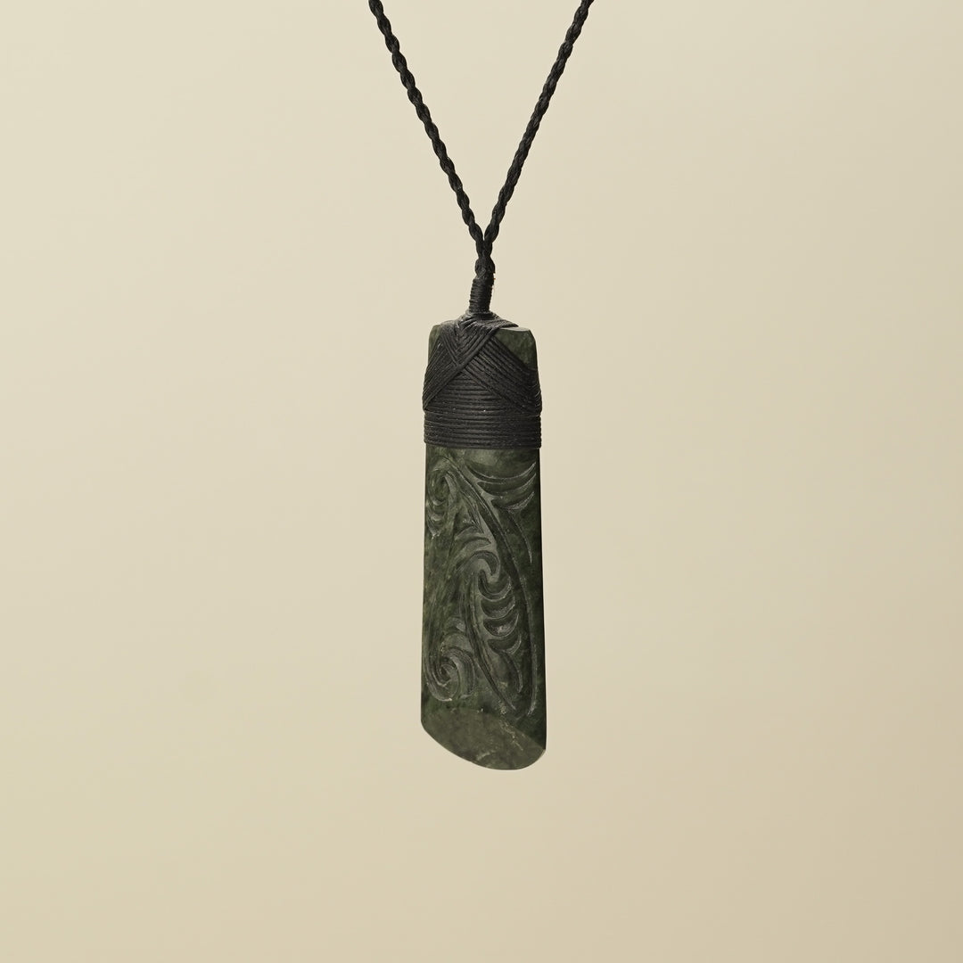 Toki Whakarei Carved Large Kawakawa Pounamu Pendant