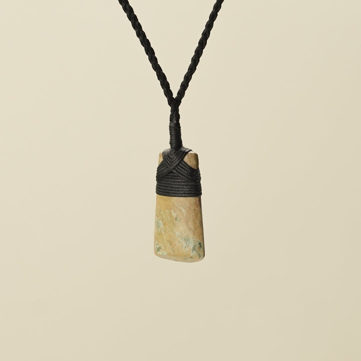 Toki Raukaraka Matte XS Pounamu, Black Binding