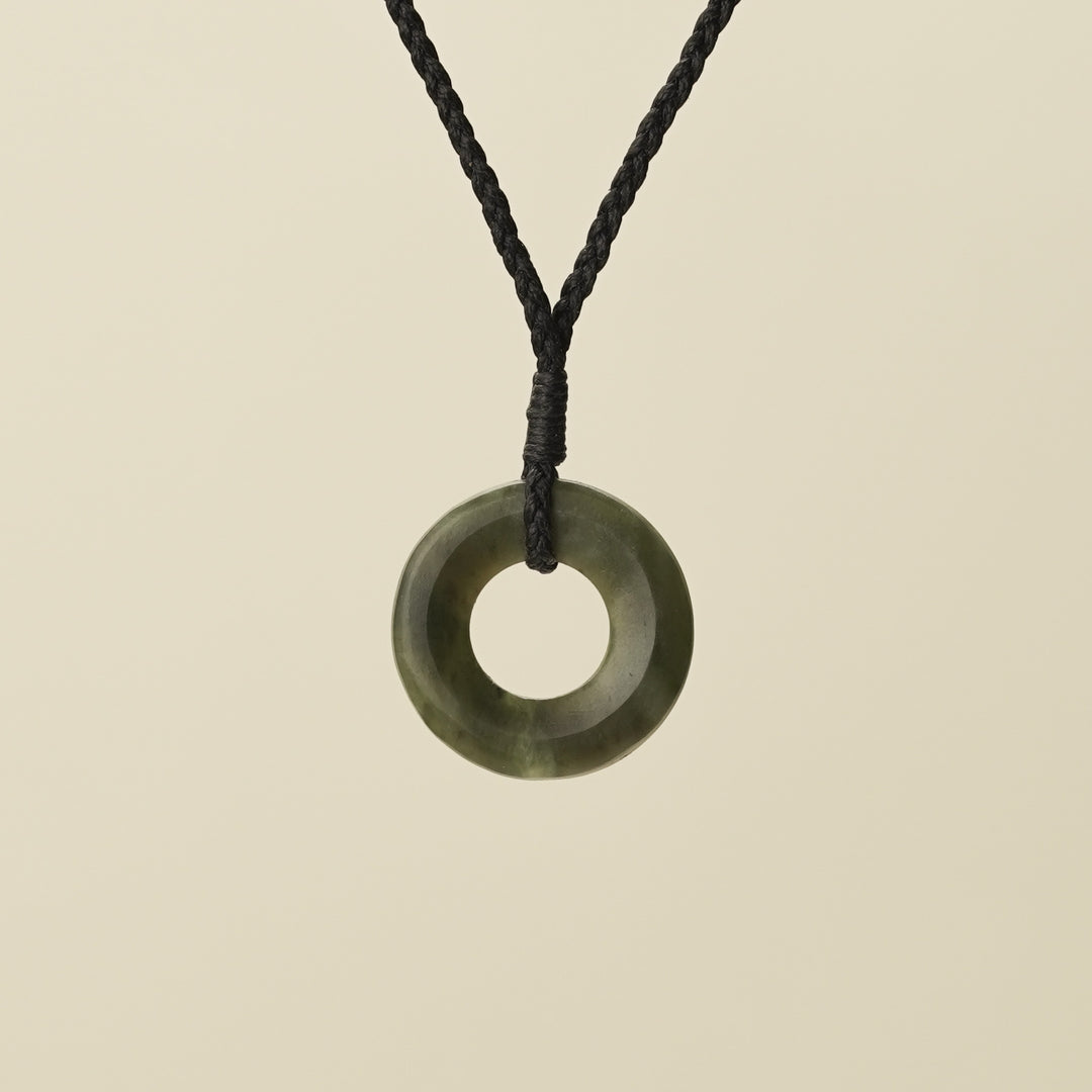 Porowhita Circle of Life Kawakawa Pounamu Small, Black Binding
