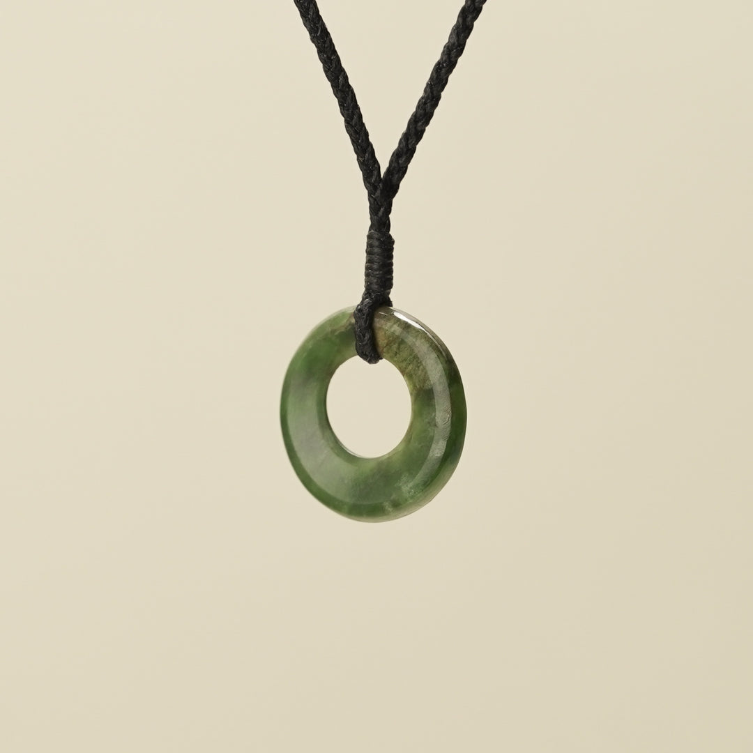 Porowhita Circle of Life Kawakawa Pounamu Small, Black Binding