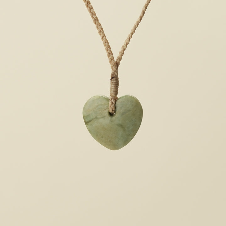 Manawa Raukaraka XS Pounamu Pendant, Tan Binding