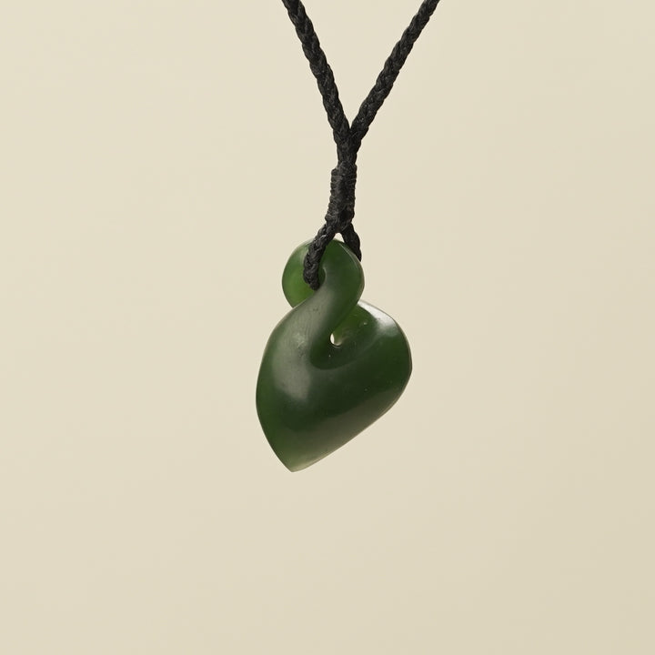 Pikorua Pounamu Kahurangi Small Pendant