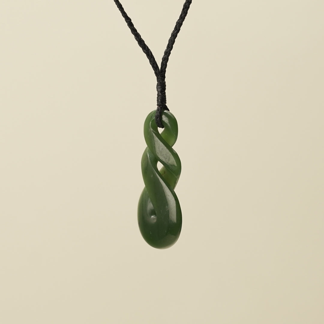Kahurangi Double Pikorua Medium Greenstone Pendant