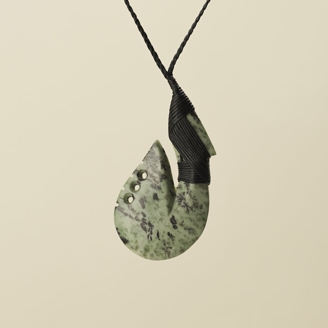 Notched Hei Matau Kōkopu Greenstone Large Pendant, Black Binding