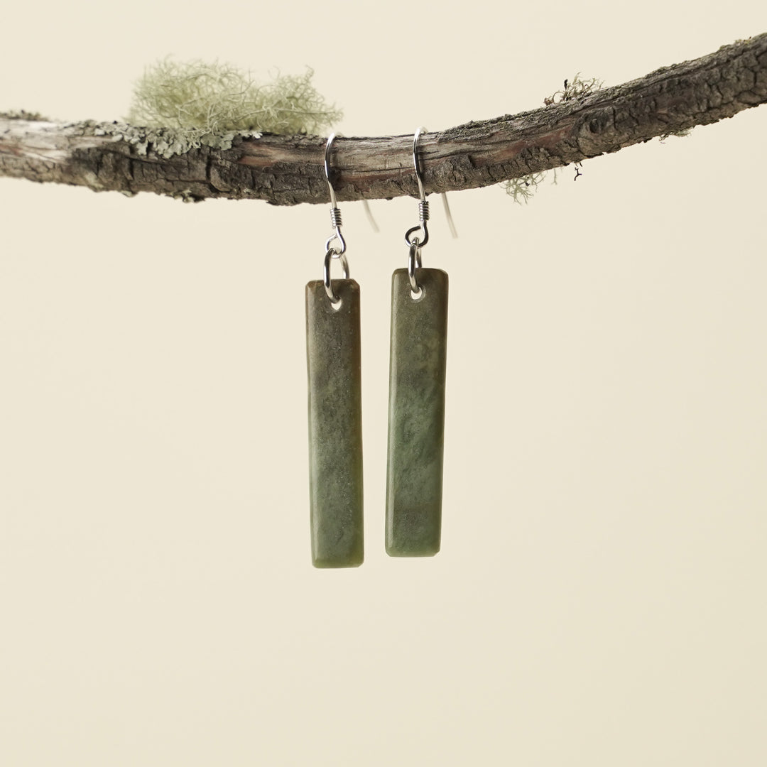 Drop Inanga Pounamu Small Medium Earrings 50mm