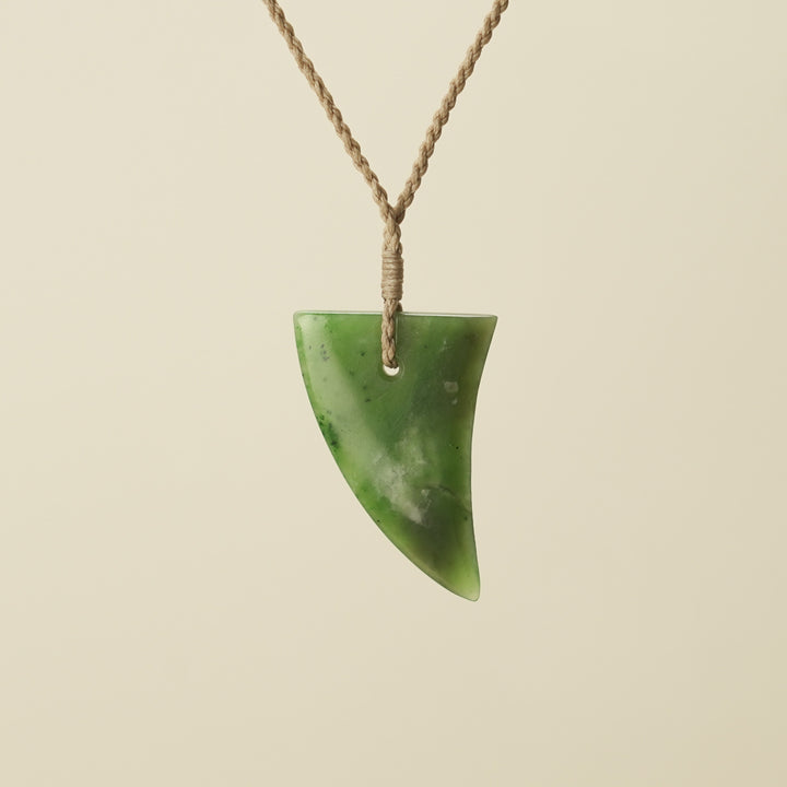 Niho Medium Kahurangi Pounamu Pendant, Tan Binding