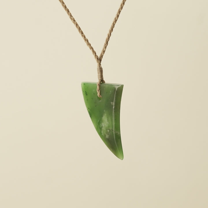 Niho Medium Kahurangi Pounamu Pendant, Tan Binding