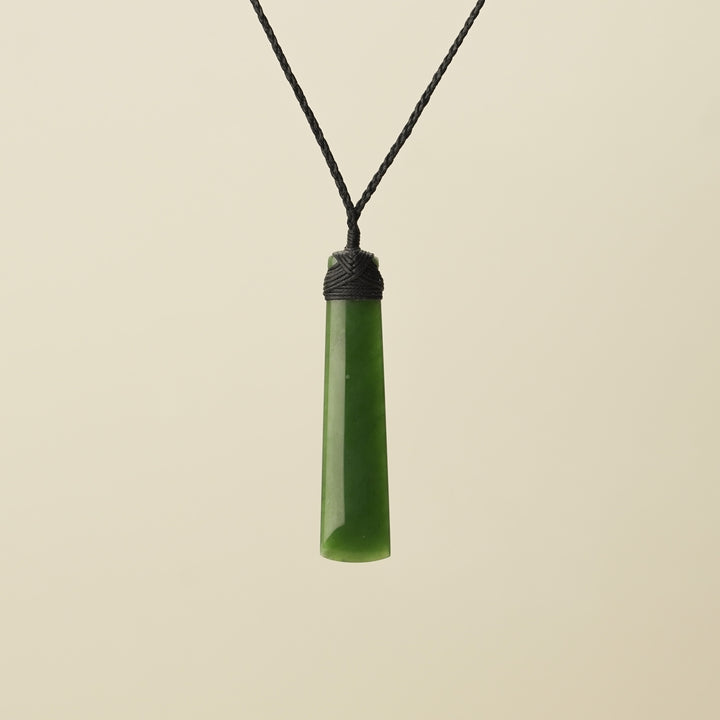 Toki Kahurangi Polished Pounamu Large, Black Binding