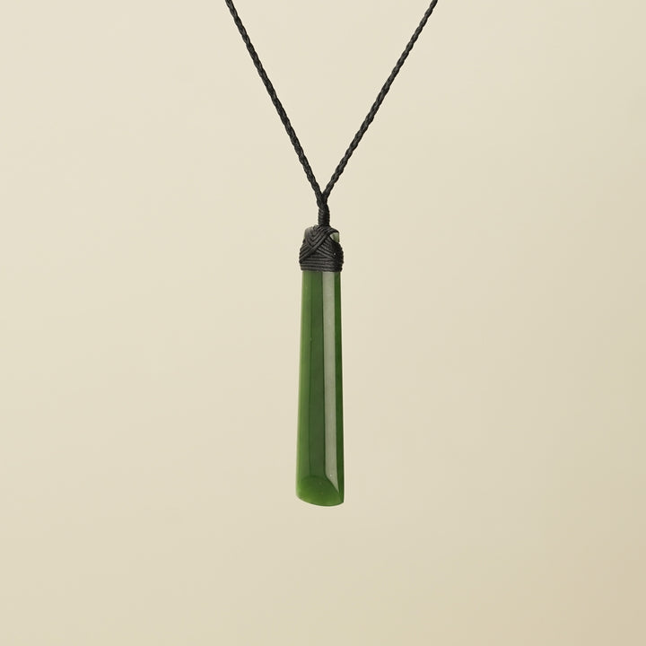 Toki Kahurangi Polished Pounamu Large, Black Binding