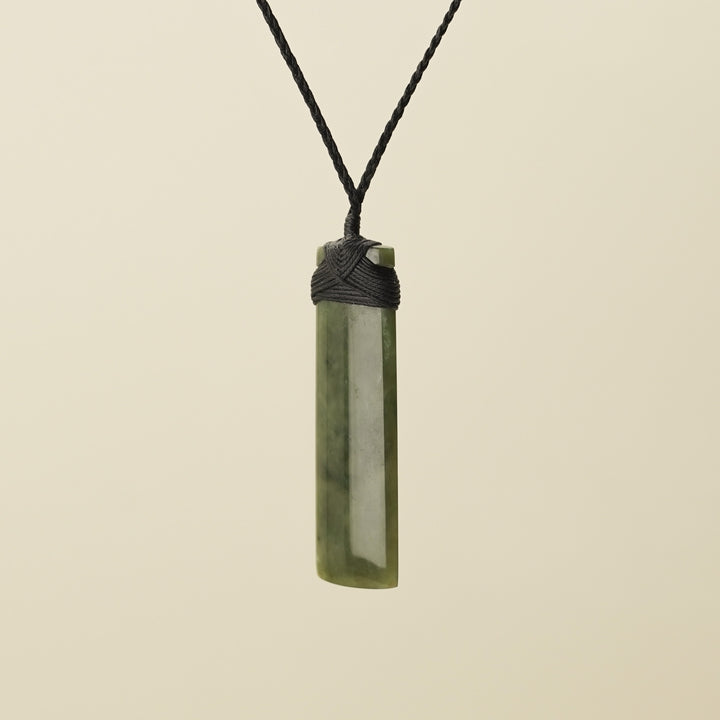 Toki Kahurangi Raukaraka Polished Pounamu Large, Black Binding