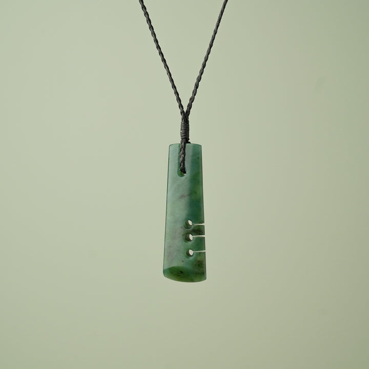 Medium Kawakawa Pounamu Notched Toki Pendant, Black Binding