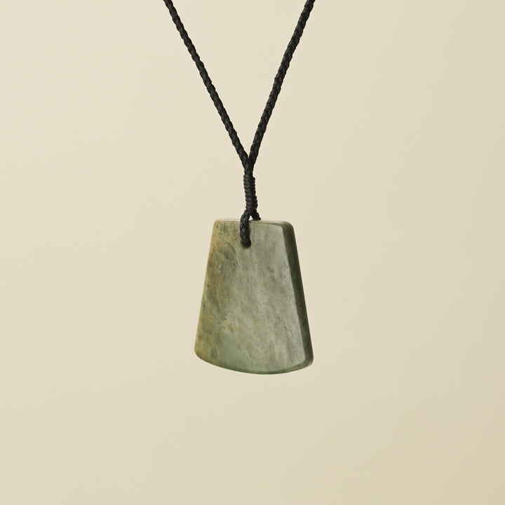 Toki Inanga Medium Pounamu, Black Binding