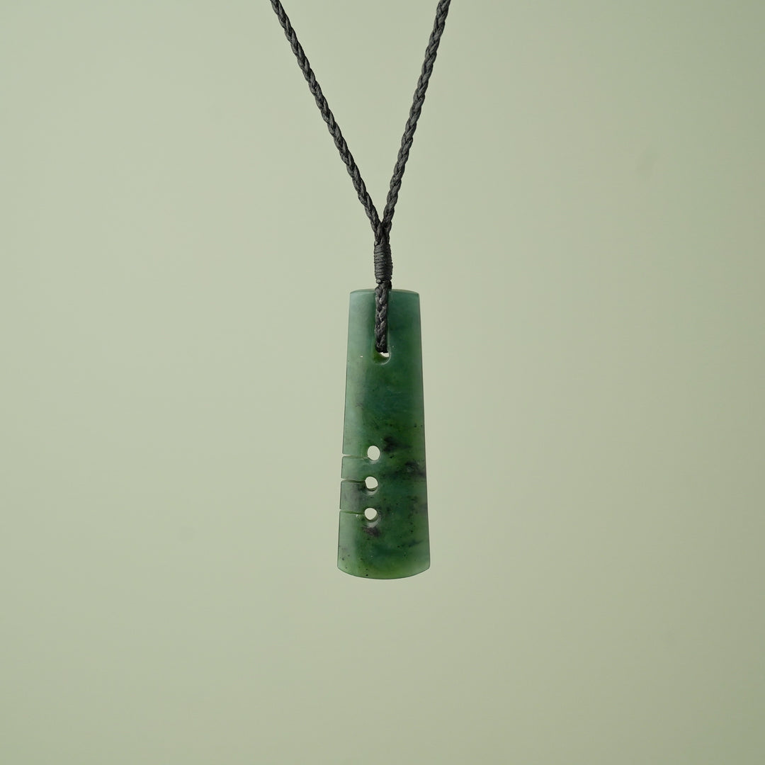 Medium Kawakawa Pounamu Notched Toki Pendant, Black Binding