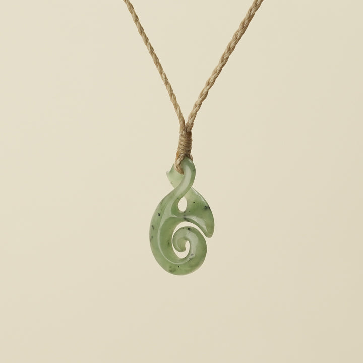 Pikorua Pikopiko Small Greenstone Pendant