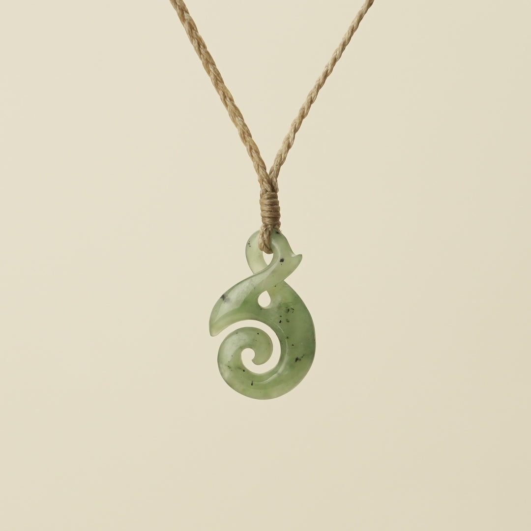 Pikorua Pikopiko Small Greenstone Pendant
