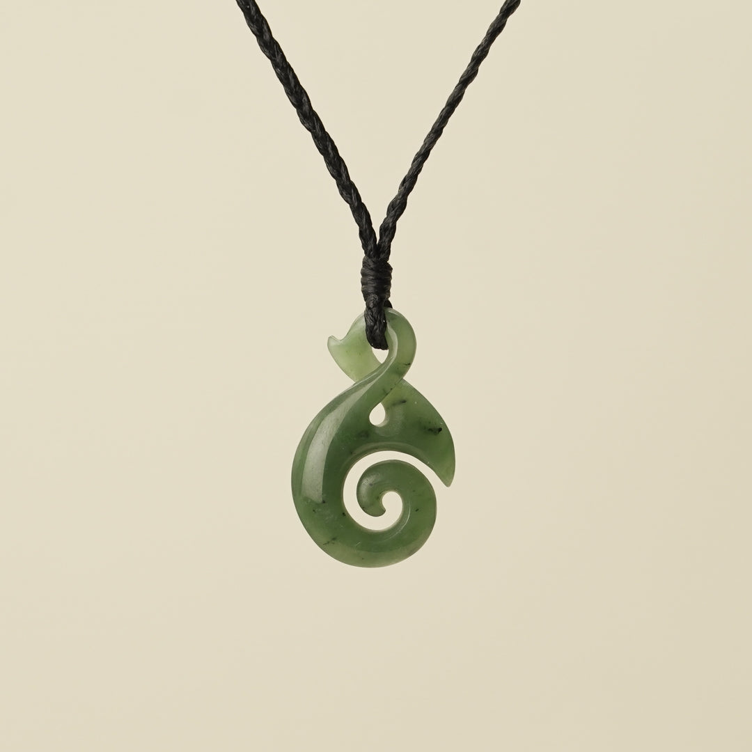 Pikorua Pikopiko Small Greenstone Pendant