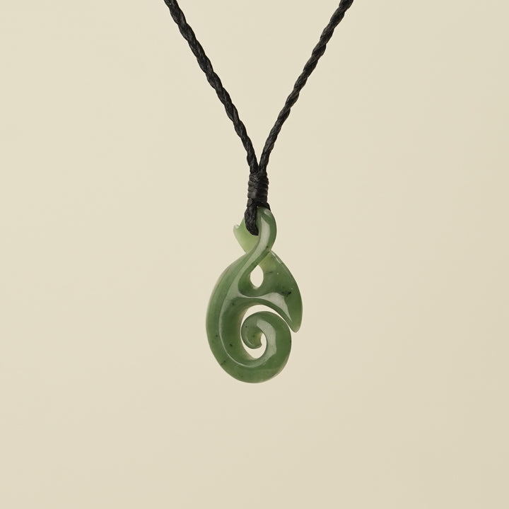 Pikorua Pikopiko Small Greenstone Pendant