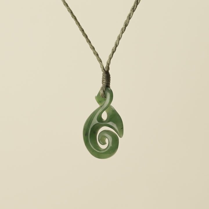 Pikorua Pikopiko Small Greenstone Pendant