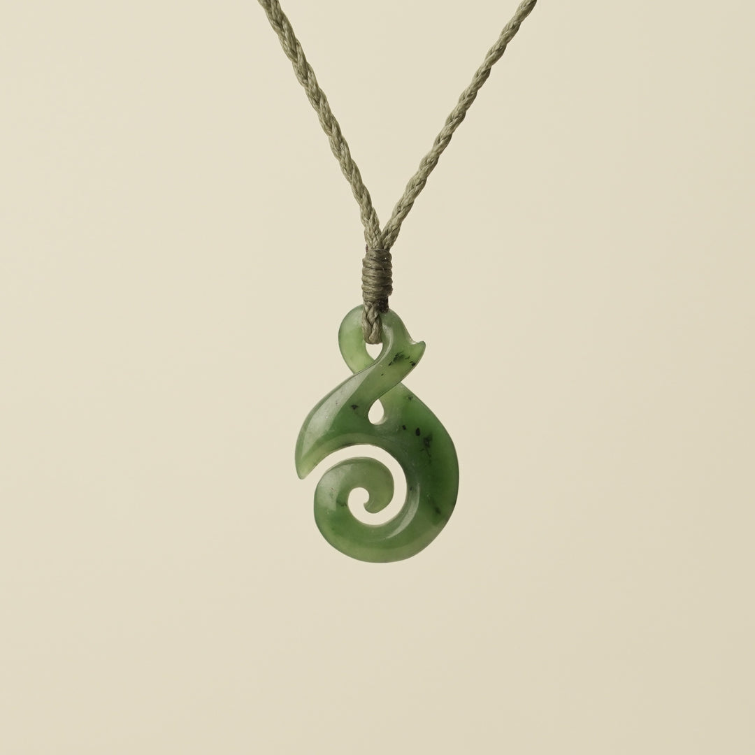 Pikorua Pikopiko Small Greenstone Pendant