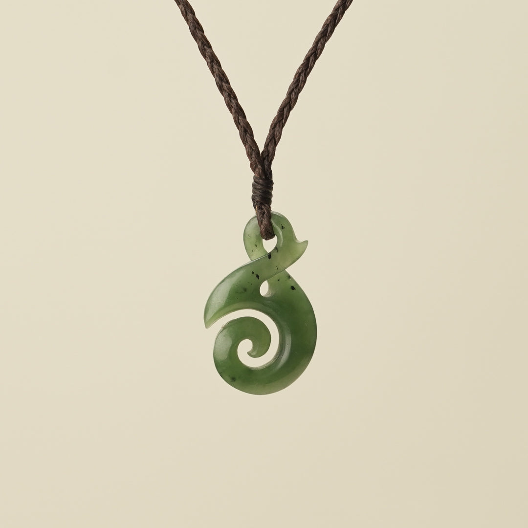 Pikorua Pikopiko Small Greenstone Pendant