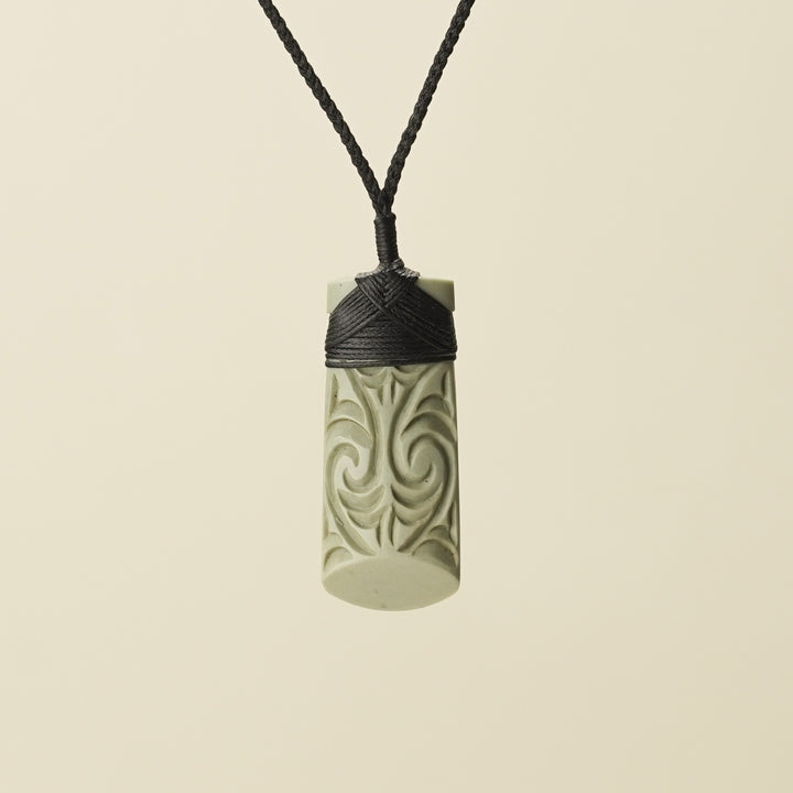 Toki Whakarei Carved Medium Inanga Pounamu Pendant