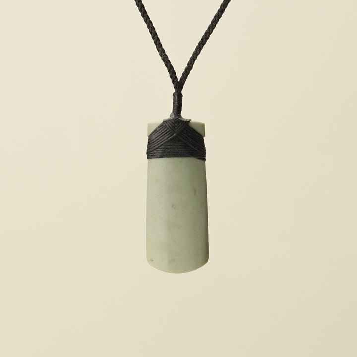 Toki Whakarei Carved Medium Inanga Pounamu Pendant