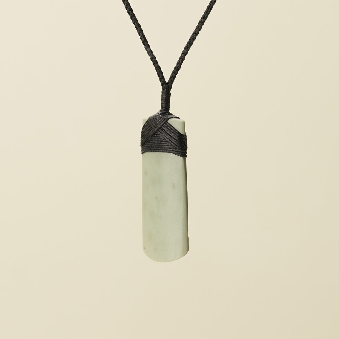 Toki Whakarei Carved Medium Inanga Pounamu Pendant
