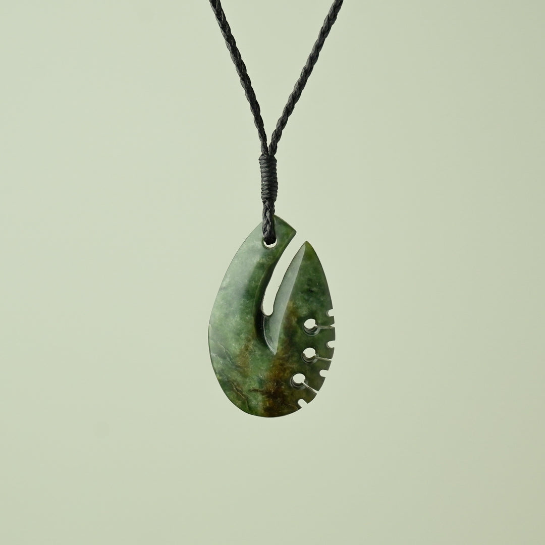 Medium Raukaraka Greenstone Hei Matau Pendant