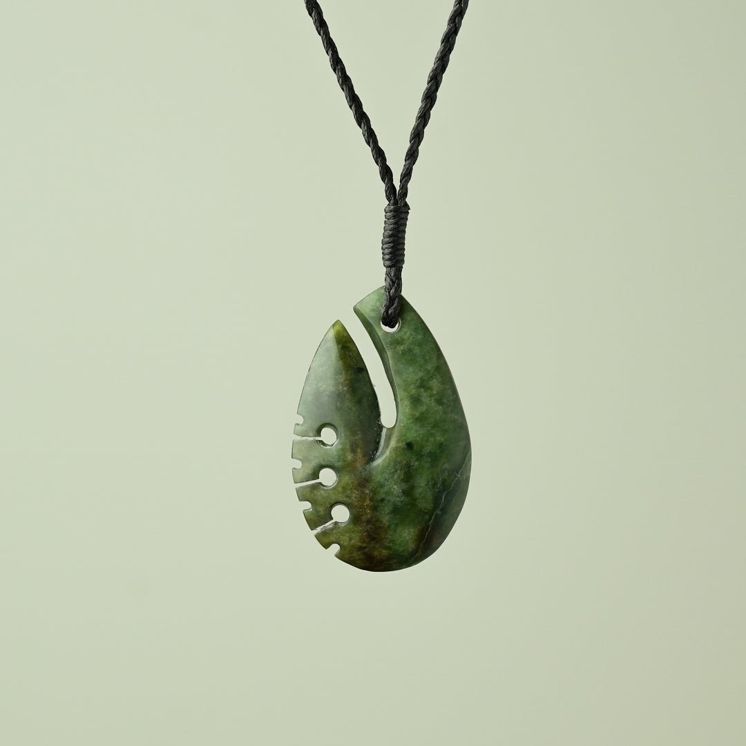 Medium Raukaraka Greenstone Hei Matau Pendant