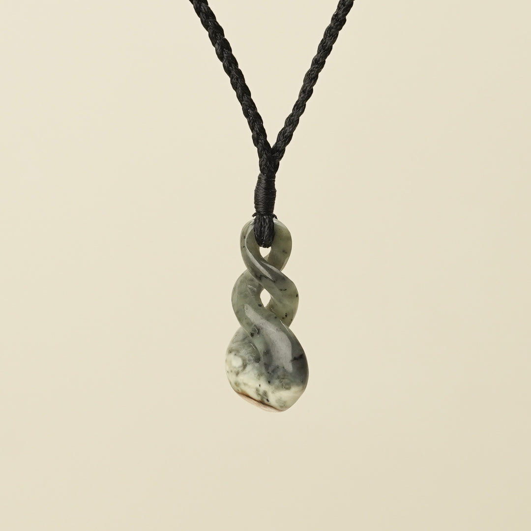 Kōkopu Pikorua Pounamu Medium Pendant