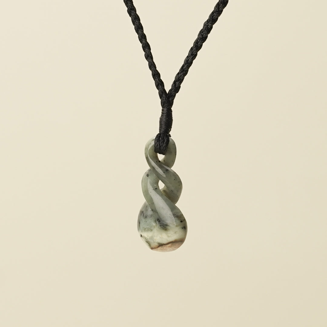 Kōkopu Pikorua Pounamu Medium Pendant