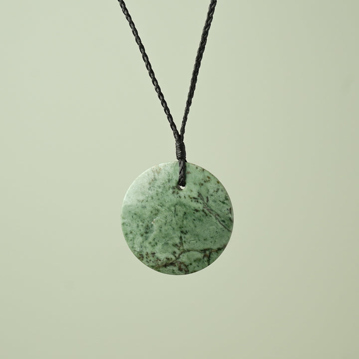 Medium Kōkopu Pounamu Porowhita, Black Binding