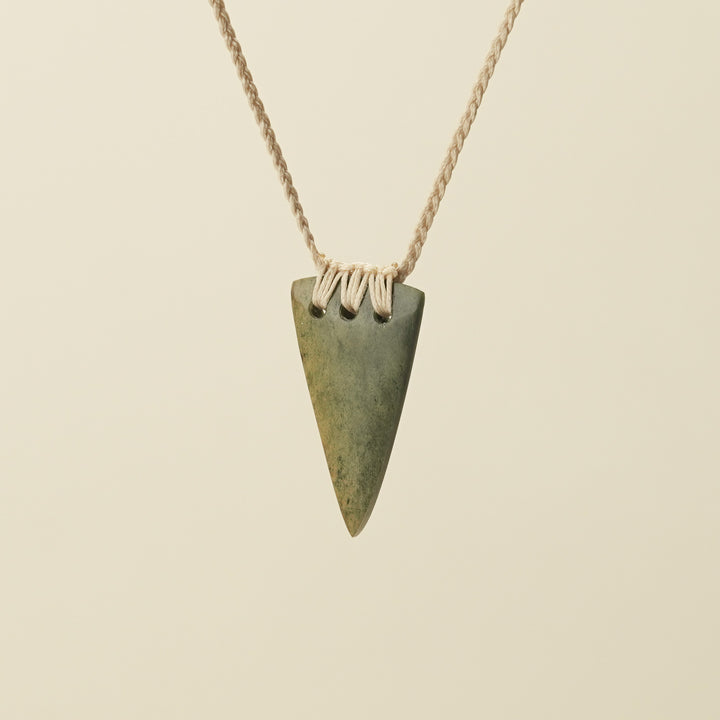 Niho Tooth Raukaraka Pounamu Small Pendant, Tan Binding