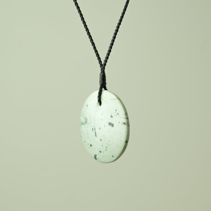 Medium Inanga Pounamu Porowhita, Black Binding