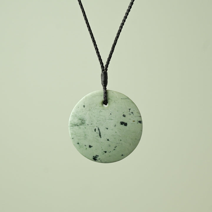 Medium Inanga Pounamu Porowhita, Black Binding