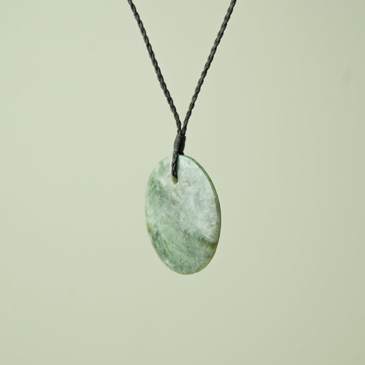 Medium Kōkopu Pounamu Porowhita, Black Binding
