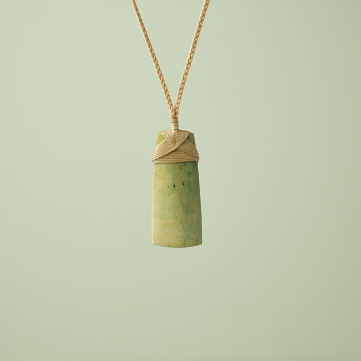 Medium Raukaraka Pounamu Toki Pendant