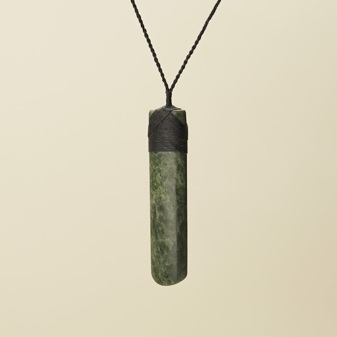 Toki Whakarei Carved Extra Large Kawakawa Pounamu Pendant