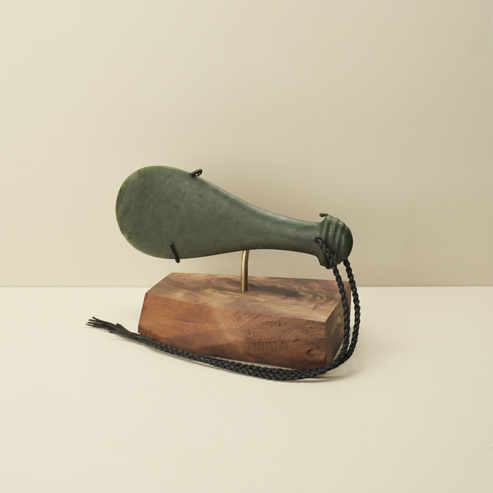 Mere Greenstone Medium Sculpture Kawakawa