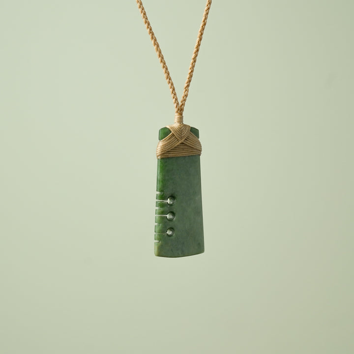 Medium Kahurangi Notched Toki