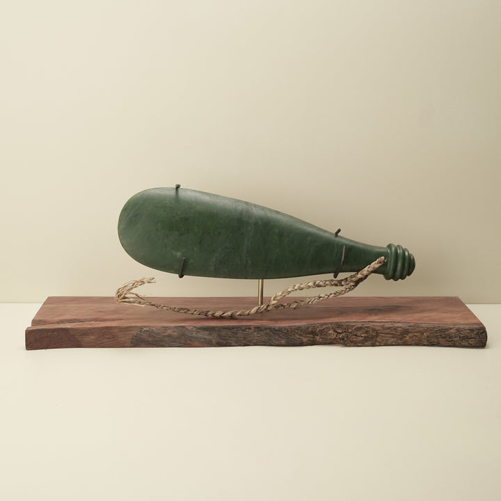Mere Kawakawa Greenstone XXL Sculpture, Flax Binding