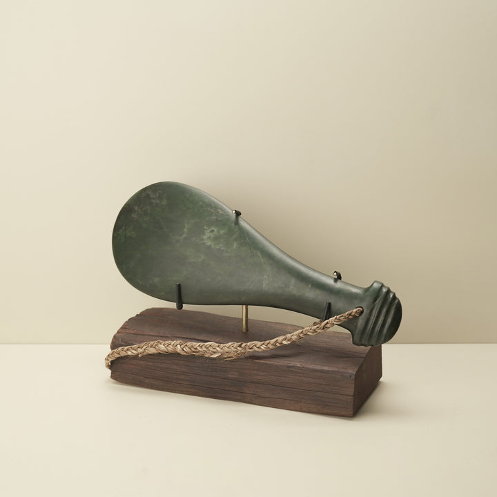 Mere Kawakawa Greenstone Extra Large Sculpture, Flax Binding