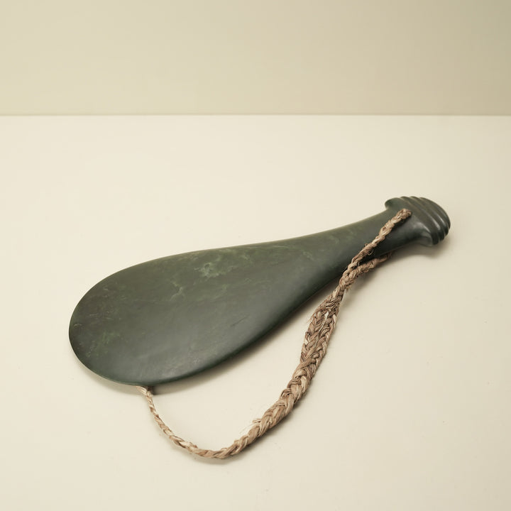 Mere Kawakawa Greenstone Extra Large Sculpture, Flax Binding