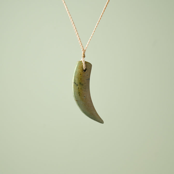 Large Raukaraka Pounamu Niho Tooth Pendant