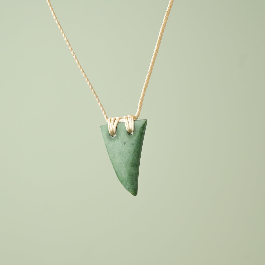 Small Inanga Pounamu Niho Tooth Pendant