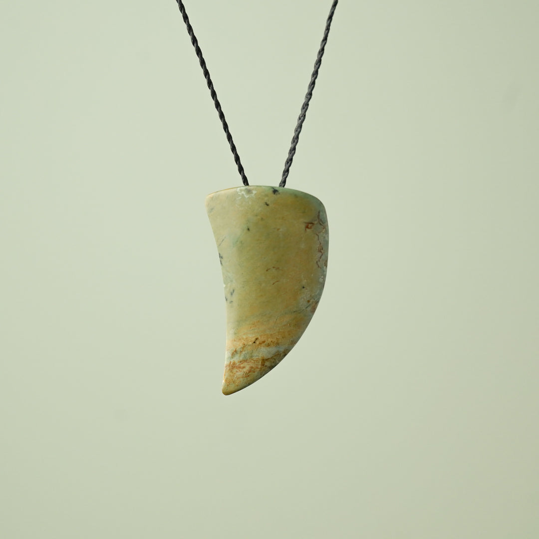 Large Raukaraka Pounamu Niho Tooth Pendant