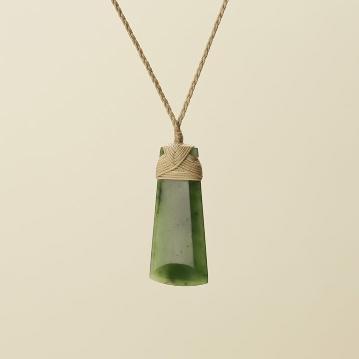 Kahurangi Toki Small Pounamu Pendant Tan Binding