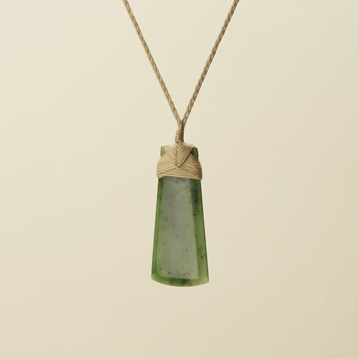Kahurangi Toki Small Pounamu Pendant Tan Binding