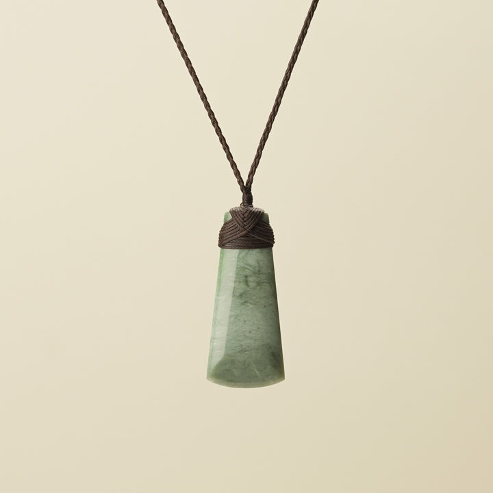 Medium Inanga Pounamu Toki
