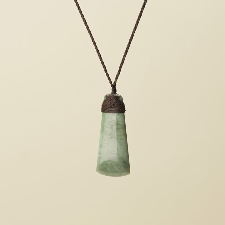 Medium Inanga Pounamu Toki